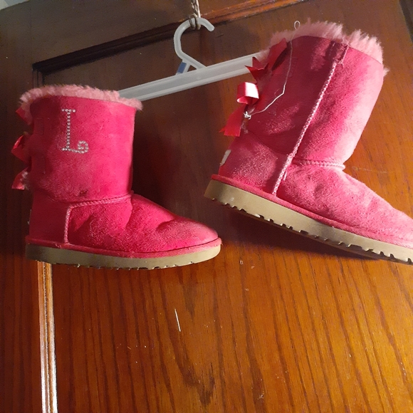 UGG Fuchsia Boots with Satin Accents - Picture 1 of 3
